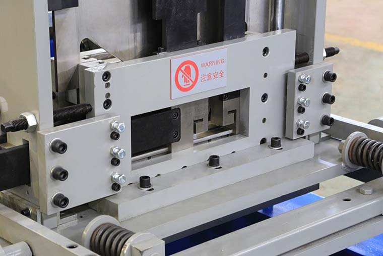 Automatic C Purlin Roll Forming Machine