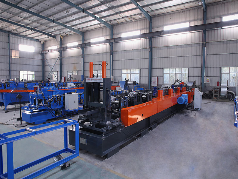 AUTO Change CZ Purlin Roll Forming Machine